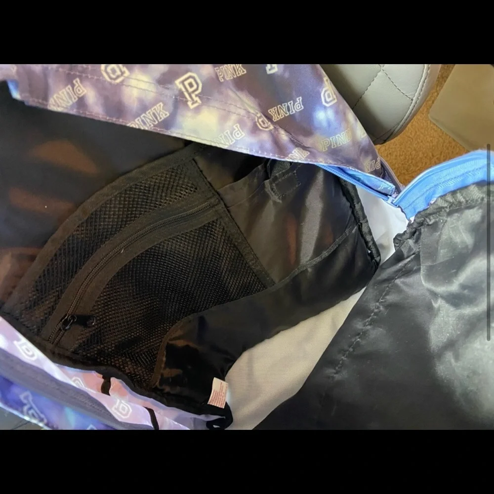 VS PINK backpack - Picture 2 of 6